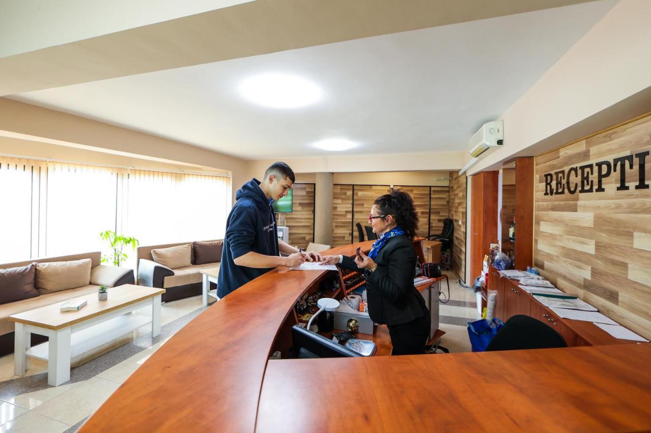Family Hotel Gotse Delchev Luaran gambar